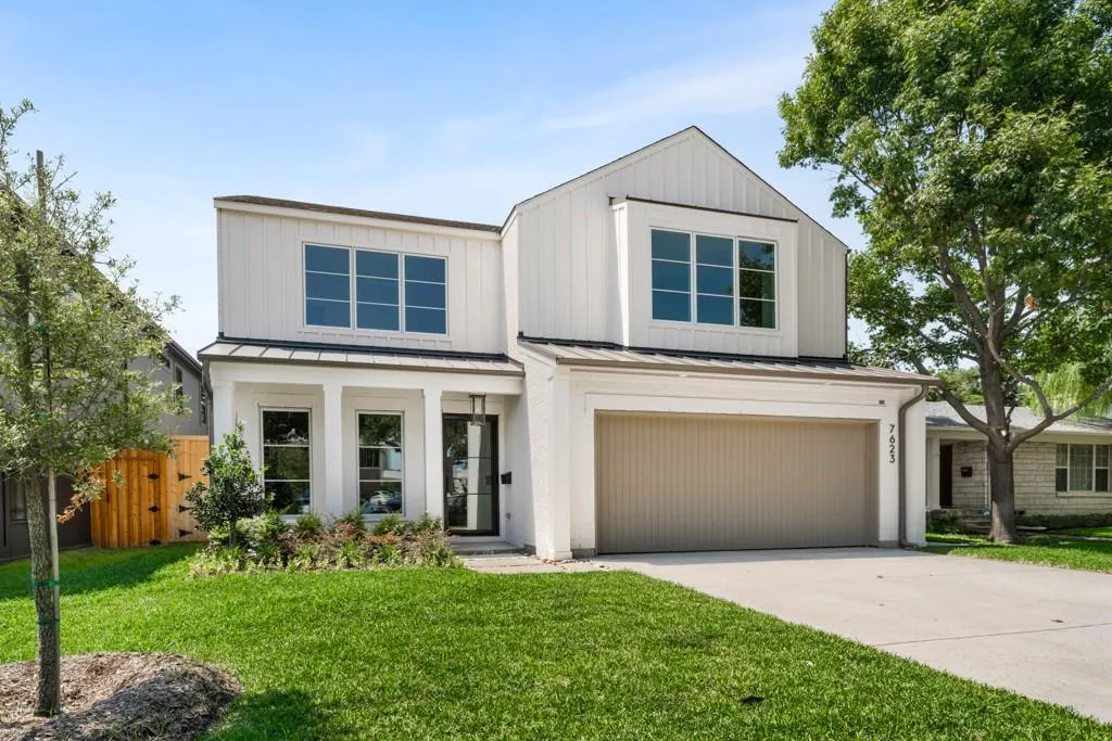 7623 Robin Road