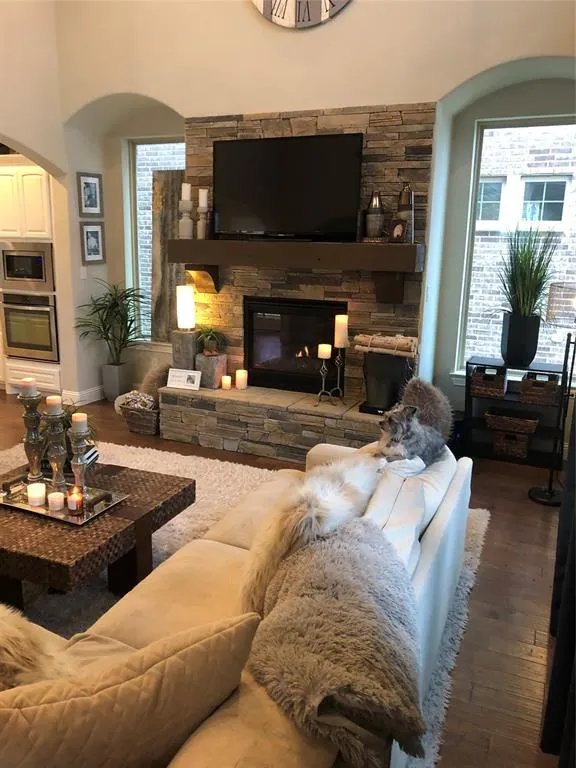 1007 Midland Drive