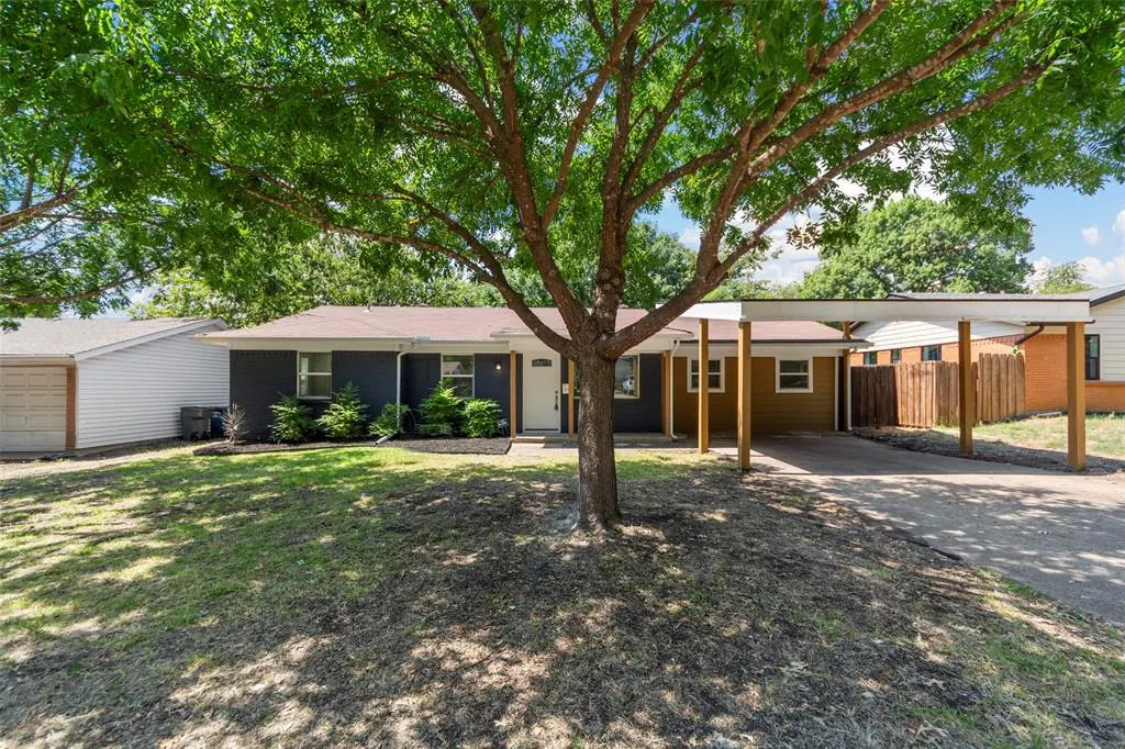13215 Blossomheath Lane