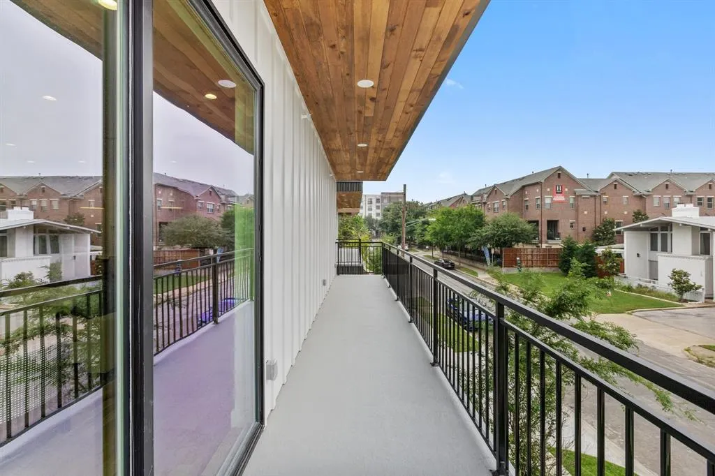 4330 Dickason Avenue, #102