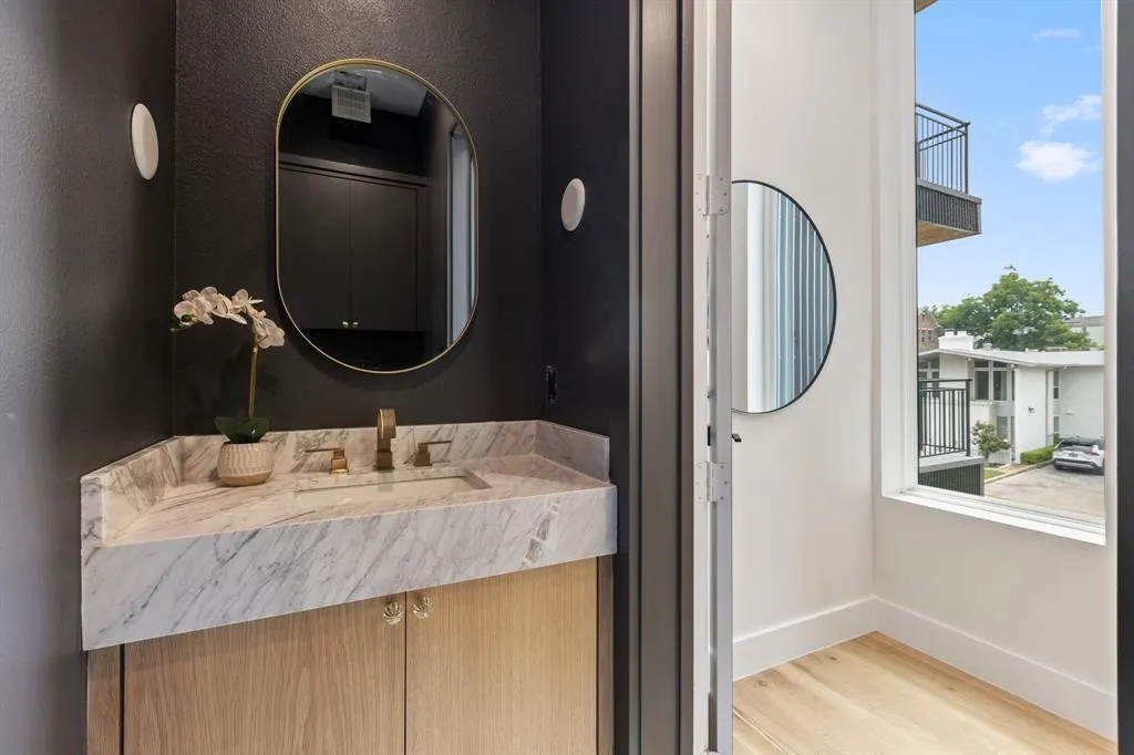 4330 Dickason Avenue, #102