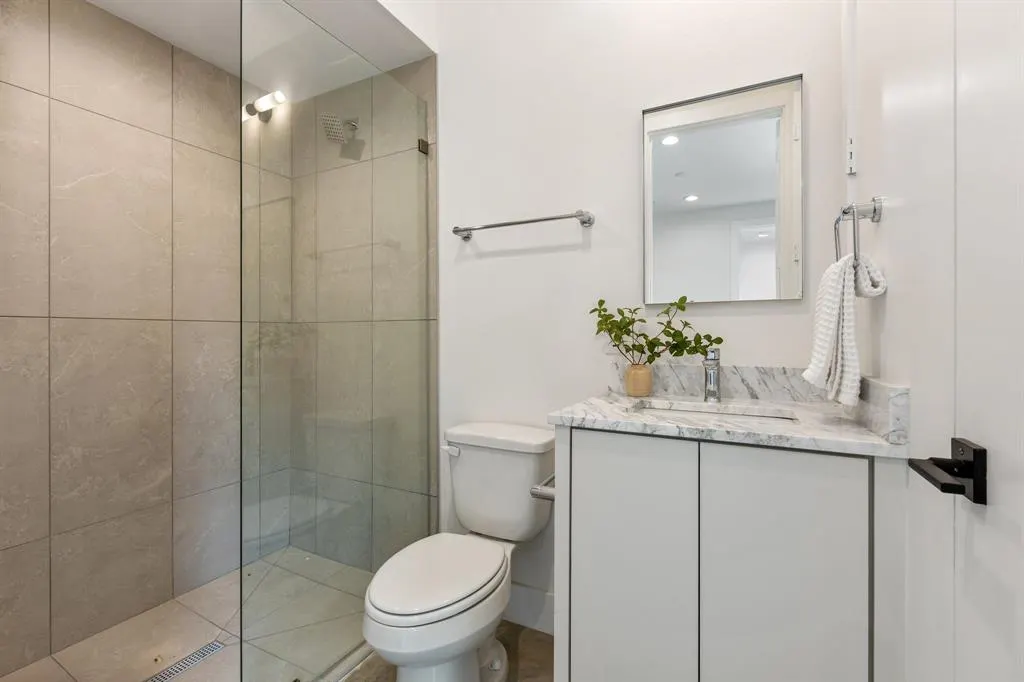 4330 Dickason Avenue, #102