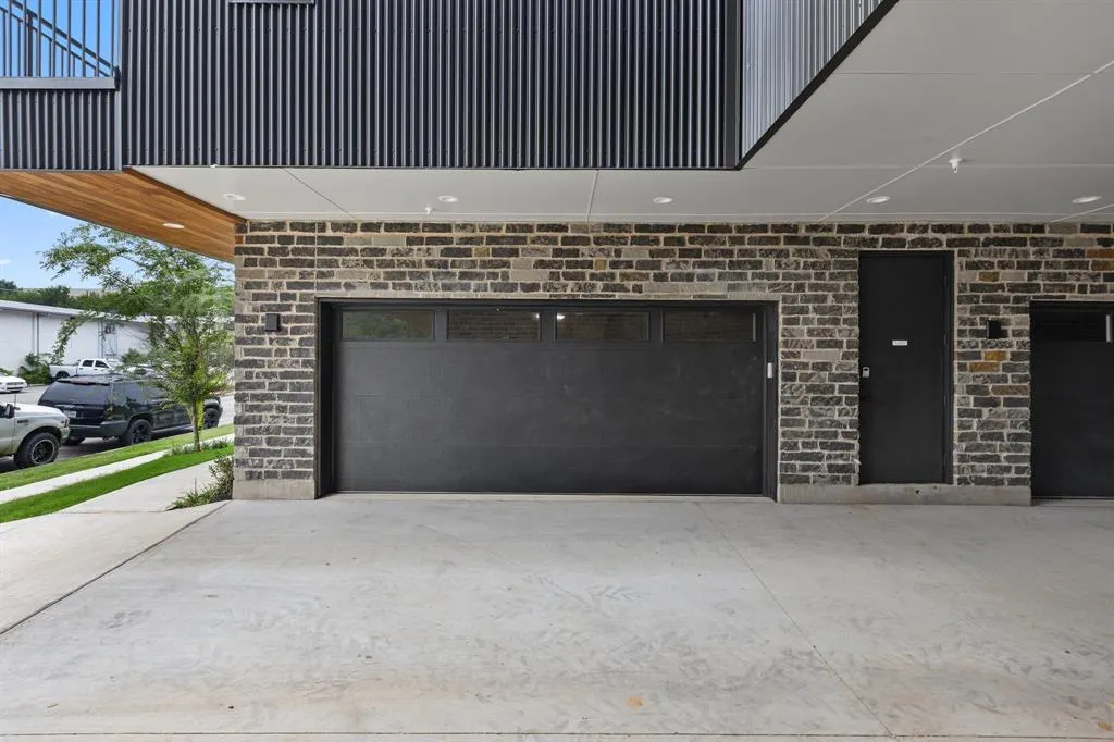 4330 Dickason Avenue, #102