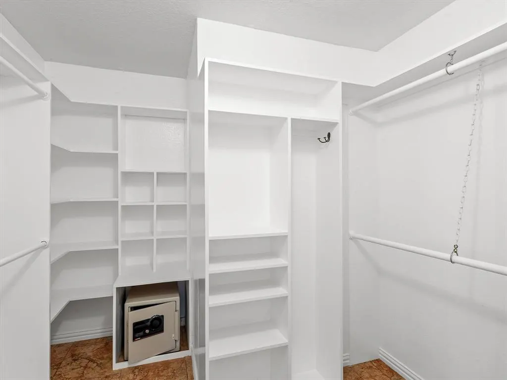 4500 Cedar Crest Drive