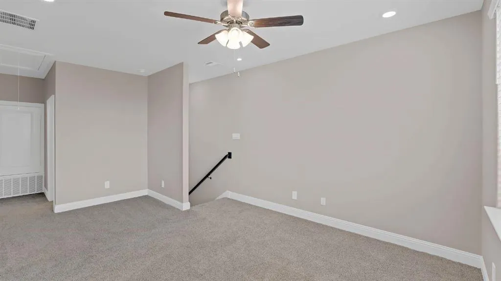 4524 Mona Lisa Ln