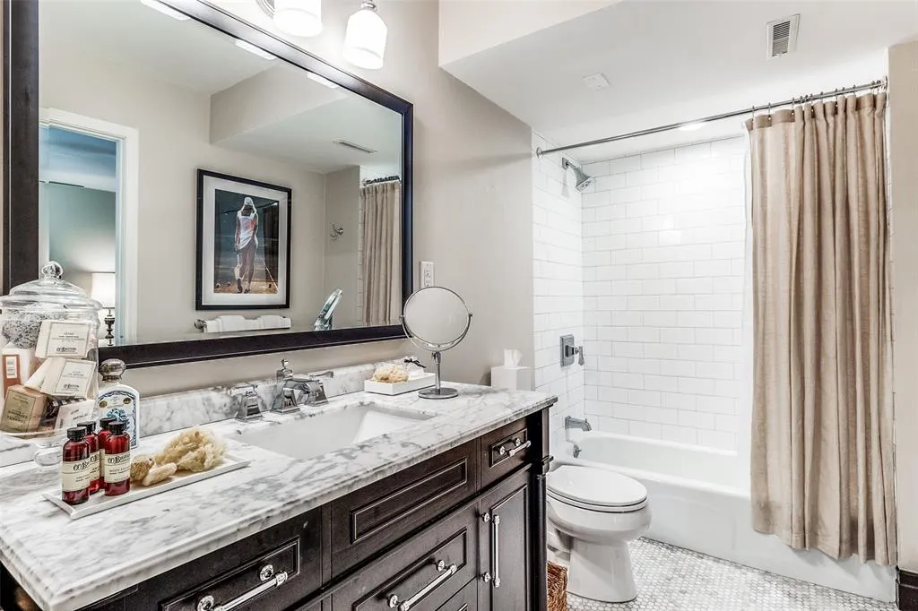 15904 Archwood Lane, #1020