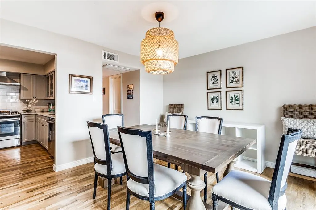 15904 Archwood Lane, #1020