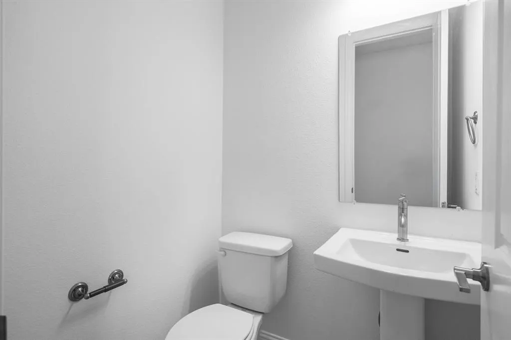 1128 Wheatgrass Mews