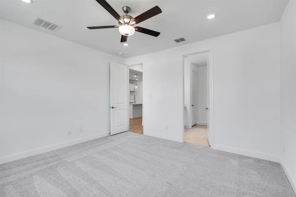 1128 Wheatgrass Mews