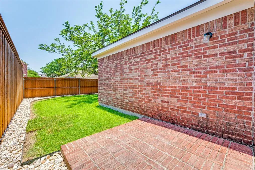 1117 Red Hawk Drive