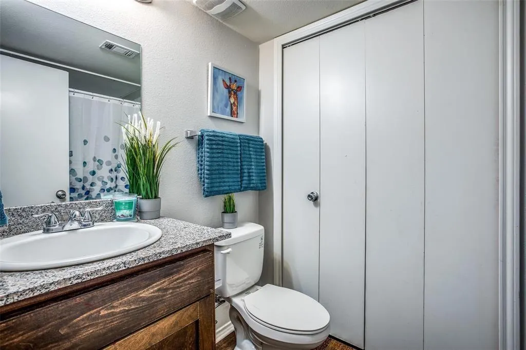 9837 Walnut Street, #201