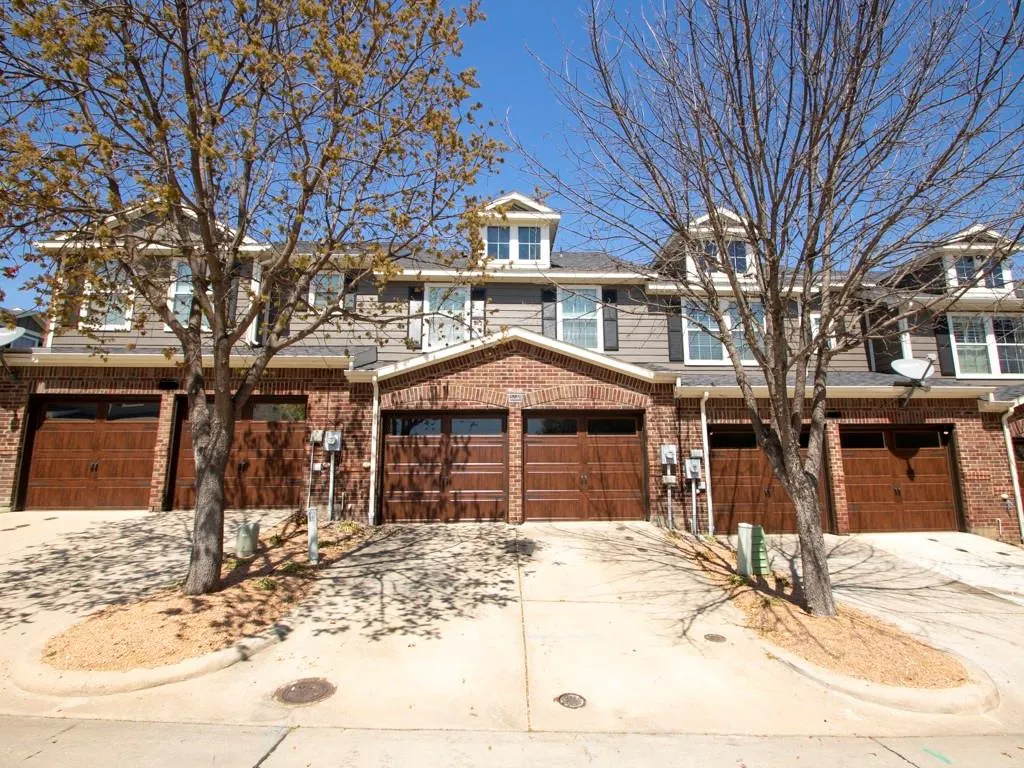 2228 Stonepark Place