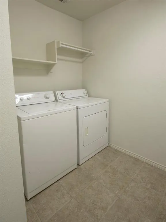 2228 Stonepark Place
