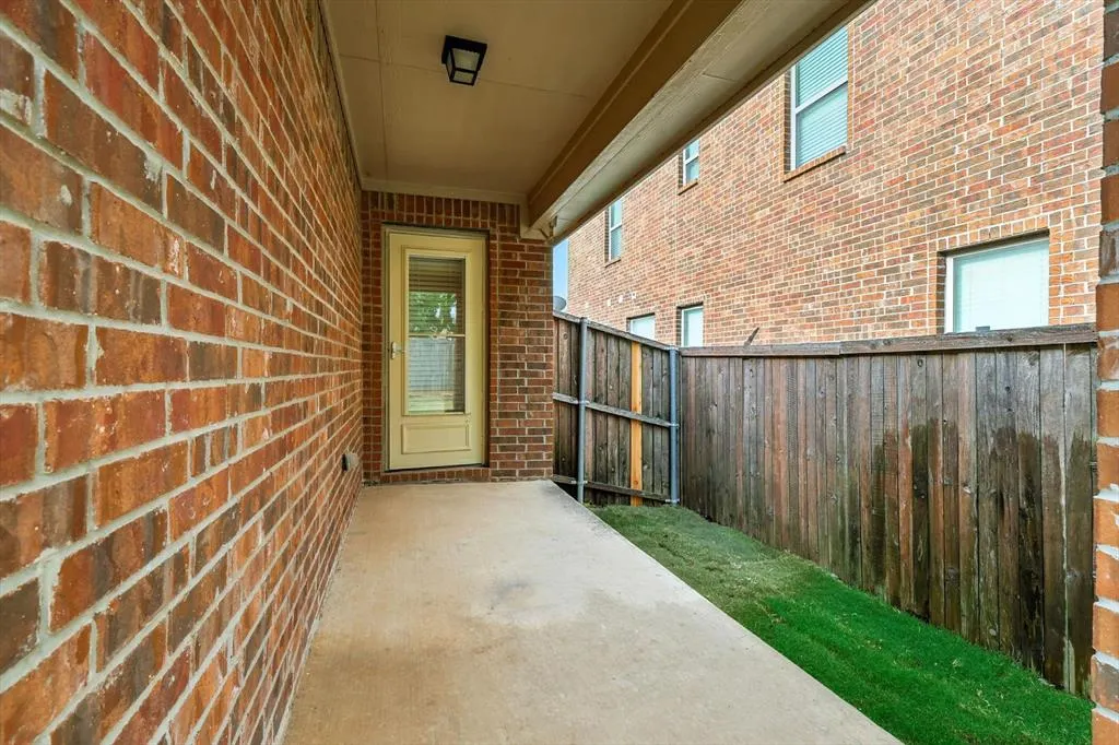 1114 Baylor Road