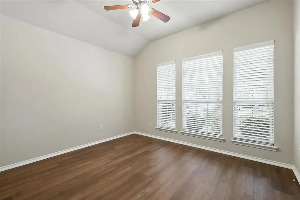 1114 Baylor Road