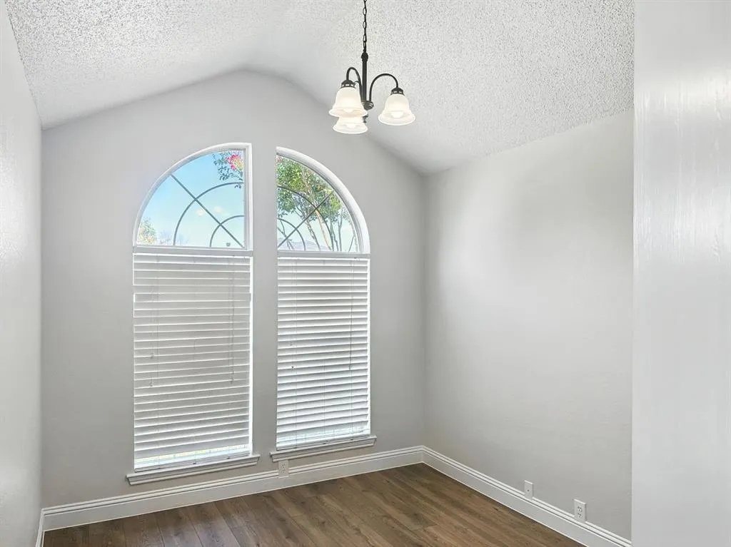 1012 Blackenhurst Lane
