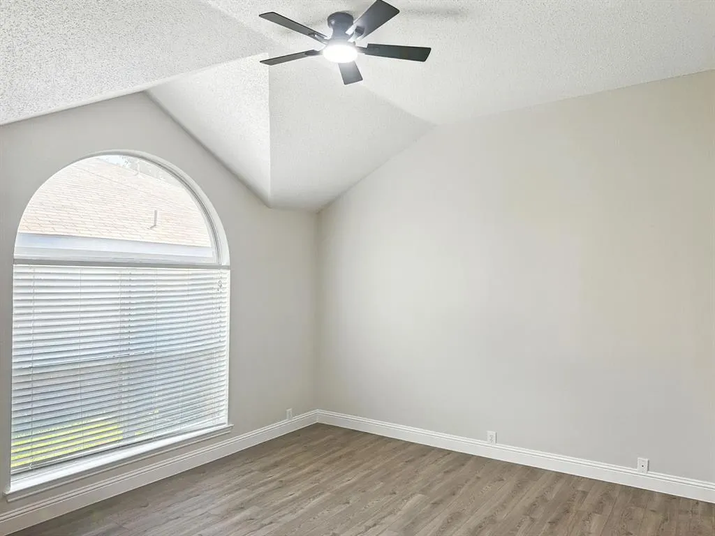 1012 Blackenhurst Lane