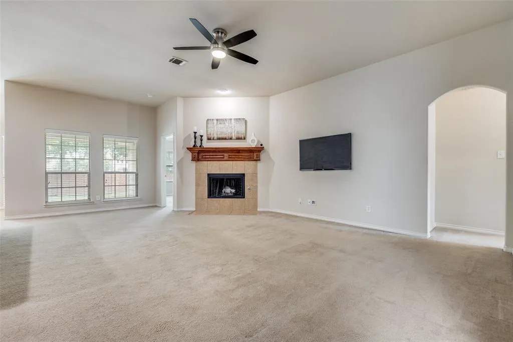 8209 Indian Palms Trail