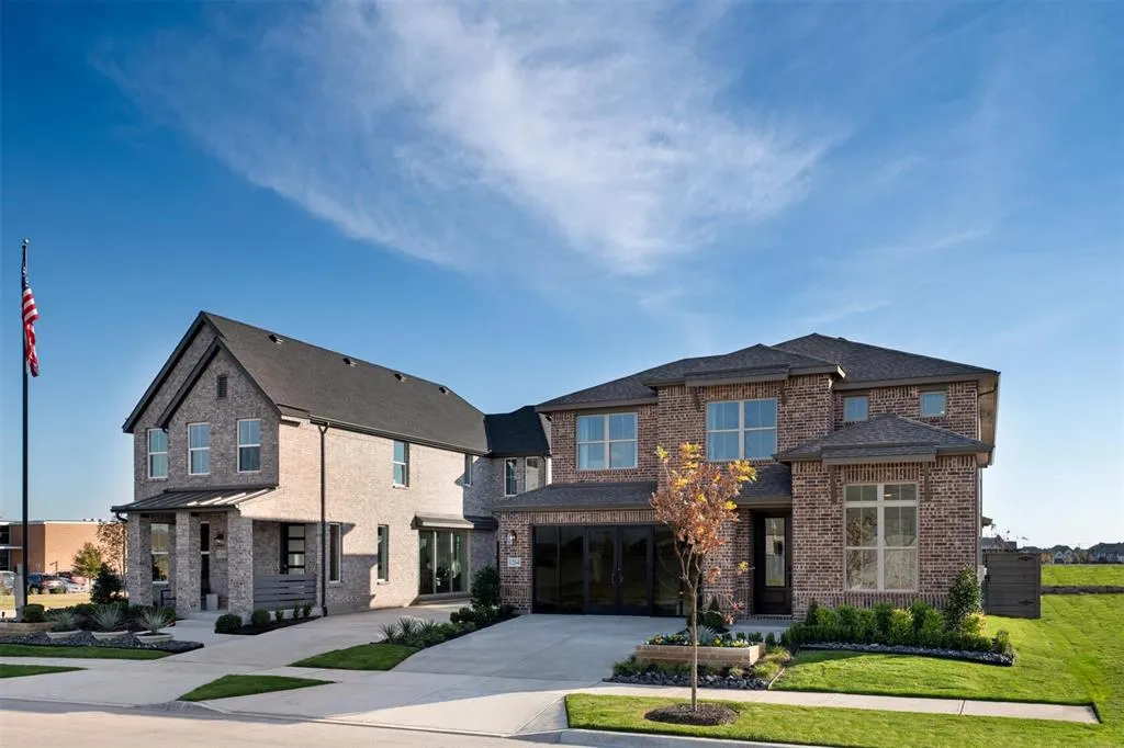 1117 Amaryllis Lane