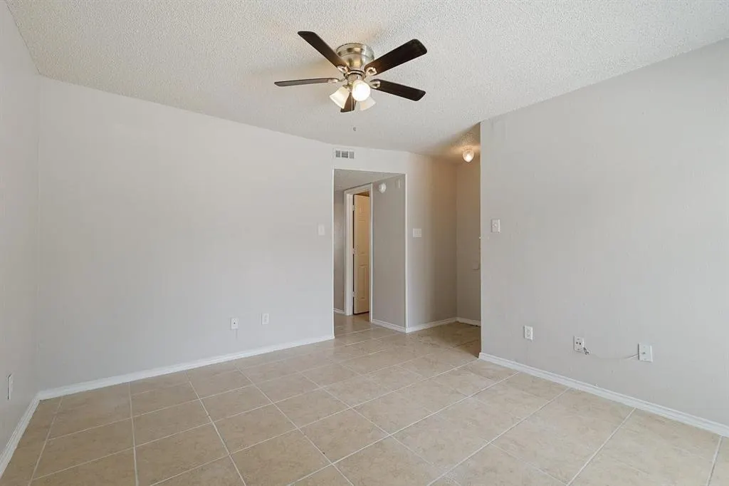 8005 Rothington Road, #11-17