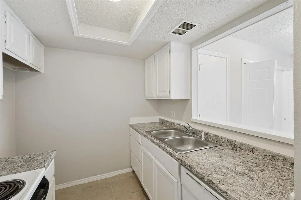 8005 Rothington Road, #11-17