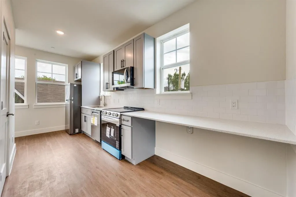 5317 Reiger Avenue, #301