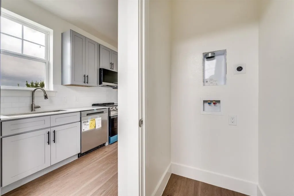 5317 Reiger Avenue, #301