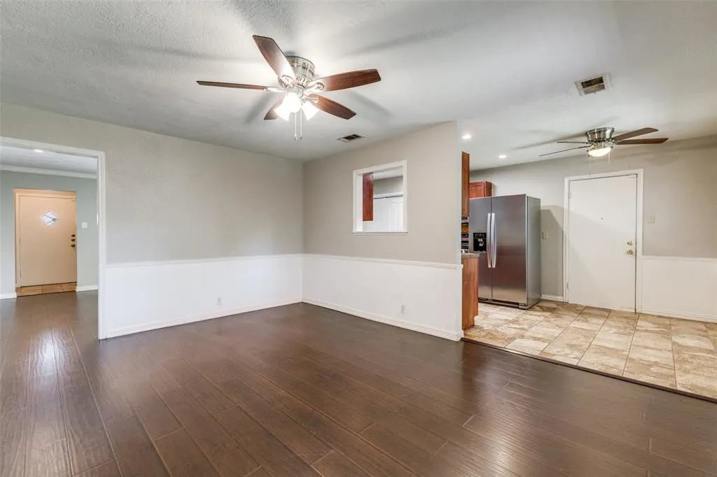 2733 Whitewood Drive