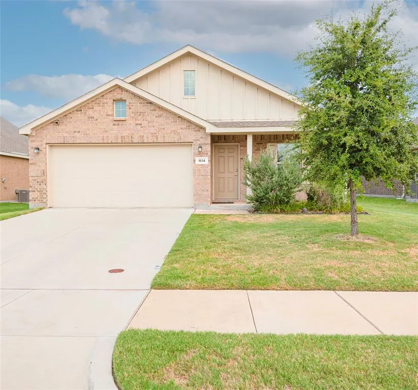 1614 Fields View Drive