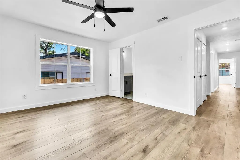 3916 Vanette Lane