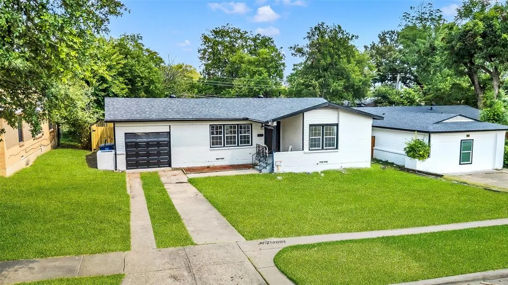 3916 Vanette Lane