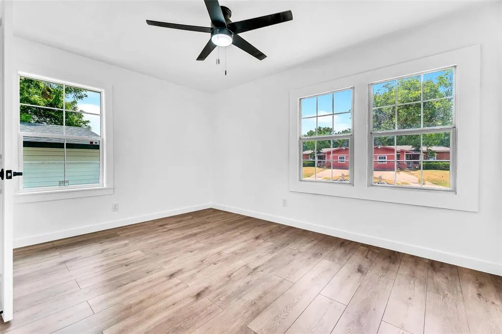 3916 Vanette Lane