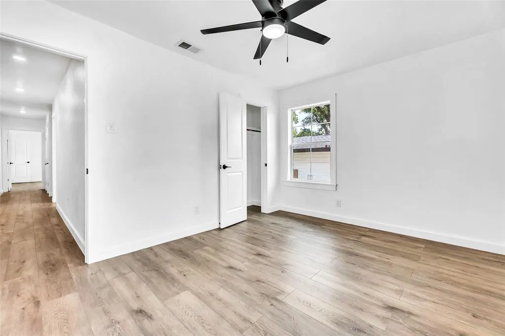 3916 Vanette Lane