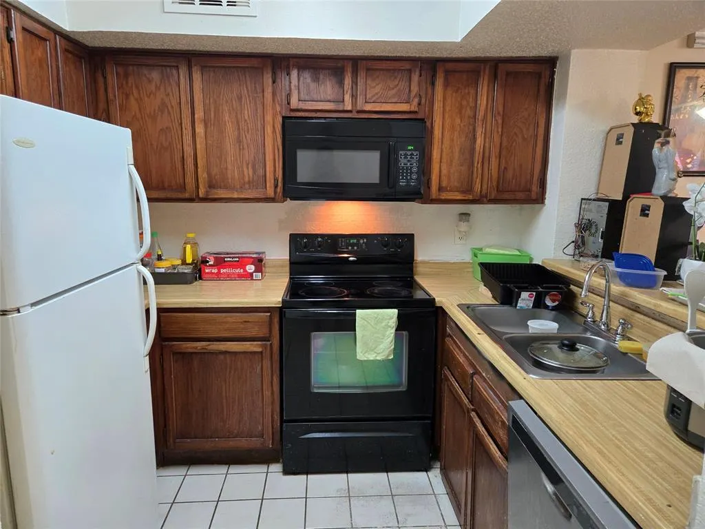 9801 Walnut Street, #102