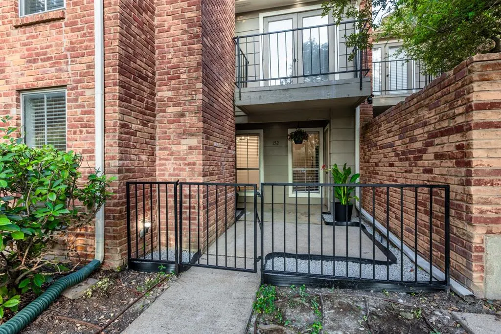 7510 Holly Hill Drive, #152