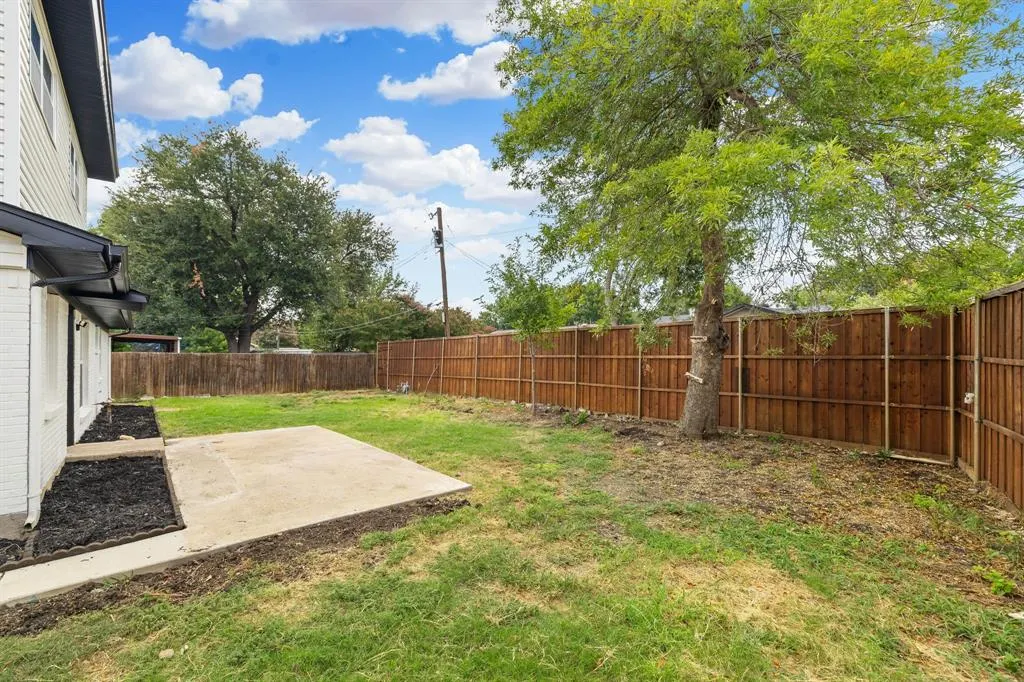 1231 Ridgeway Drive