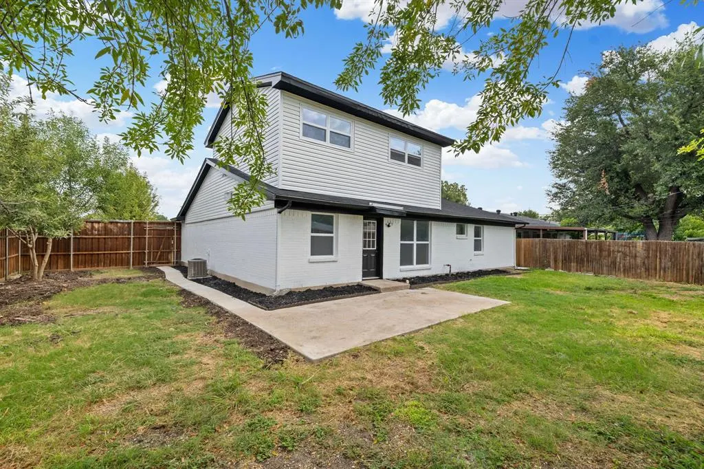 1231 Ridgeway Drive