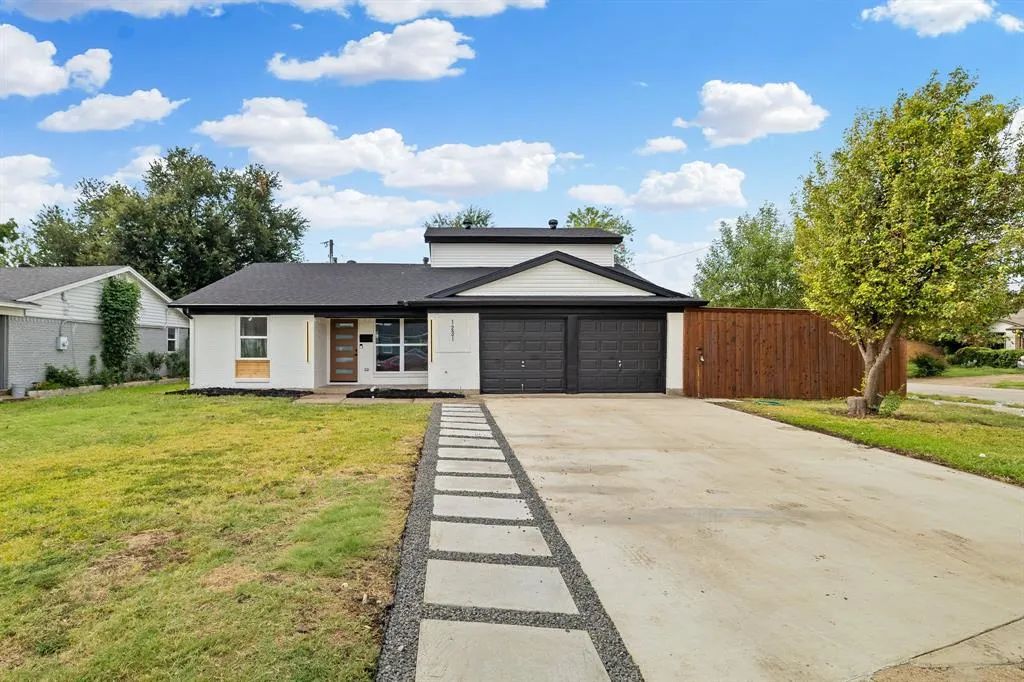 1231 Ridgeway Drive