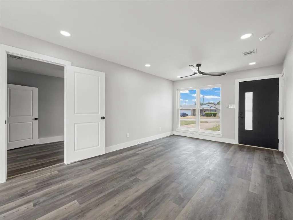 1142 Deerwood Drive