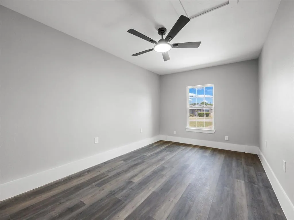 1142 Deerwood Drive