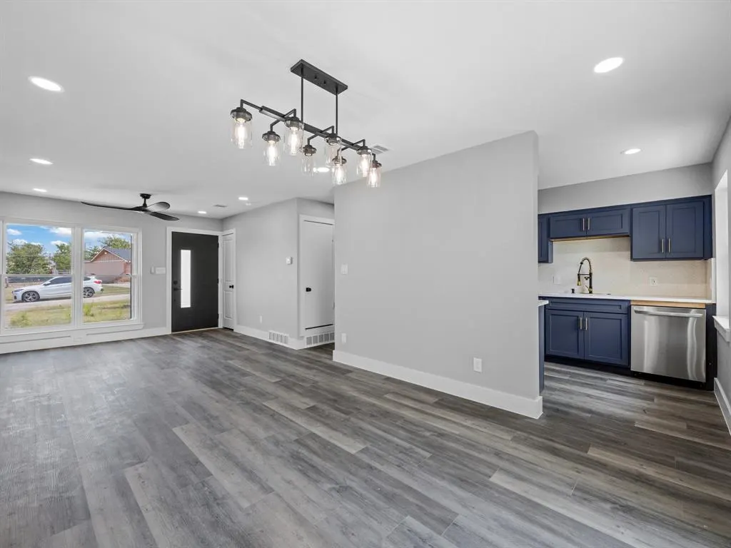 1142 Deerwood Drive