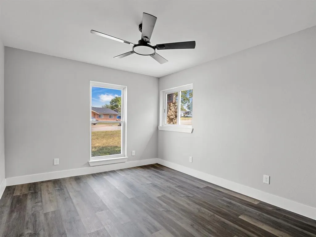 1142 Deerwood Drive