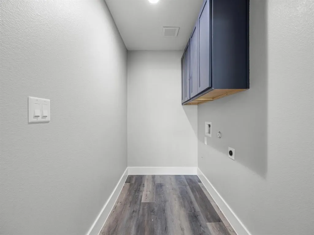 1142 Deerwood Drive