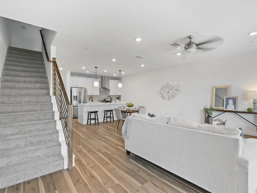 871 Cavitt Court