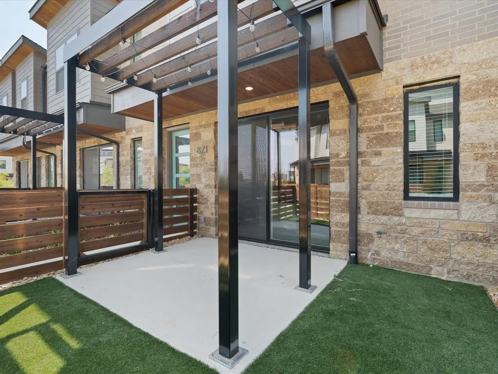 871 Cavitt Court