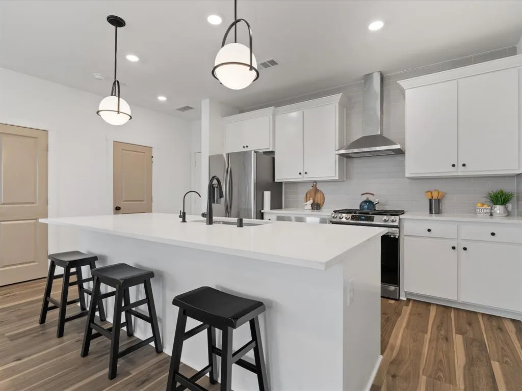 871 Cavitt Court