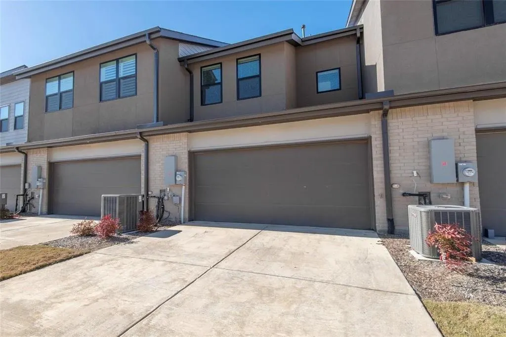 871 Cavitt Court
