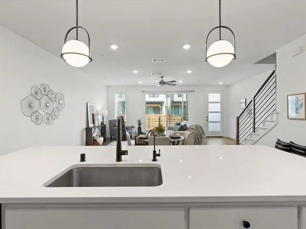 871 Cavitt Court