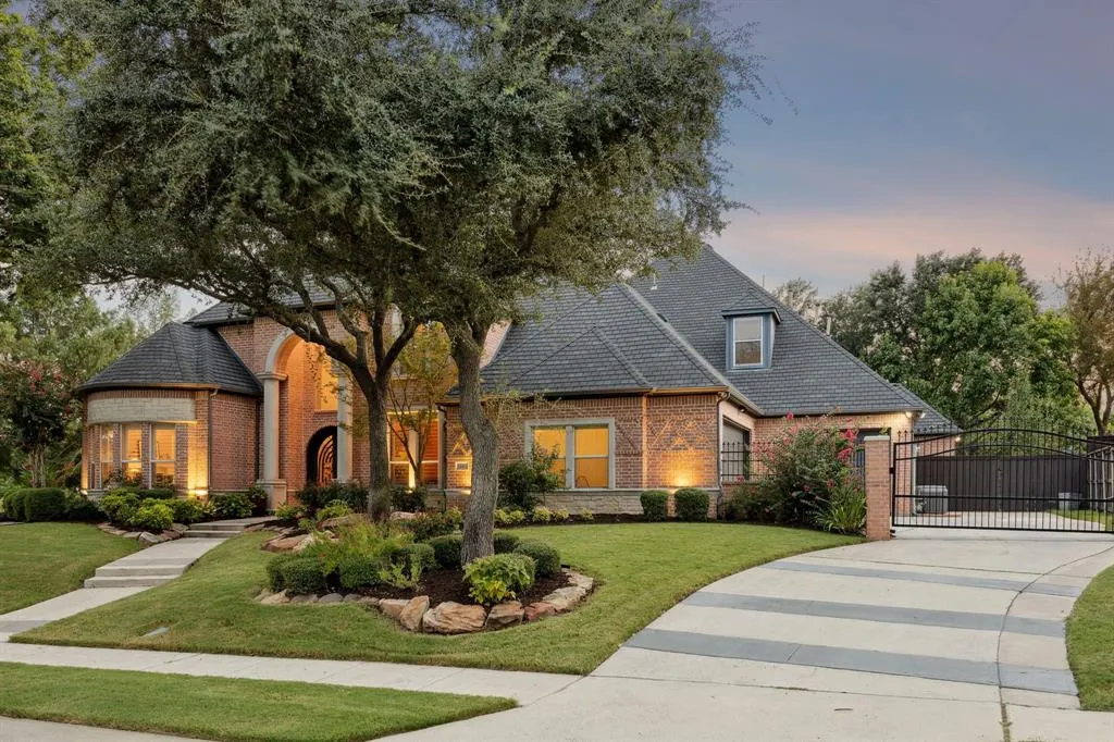 1108 Waterfall Drive