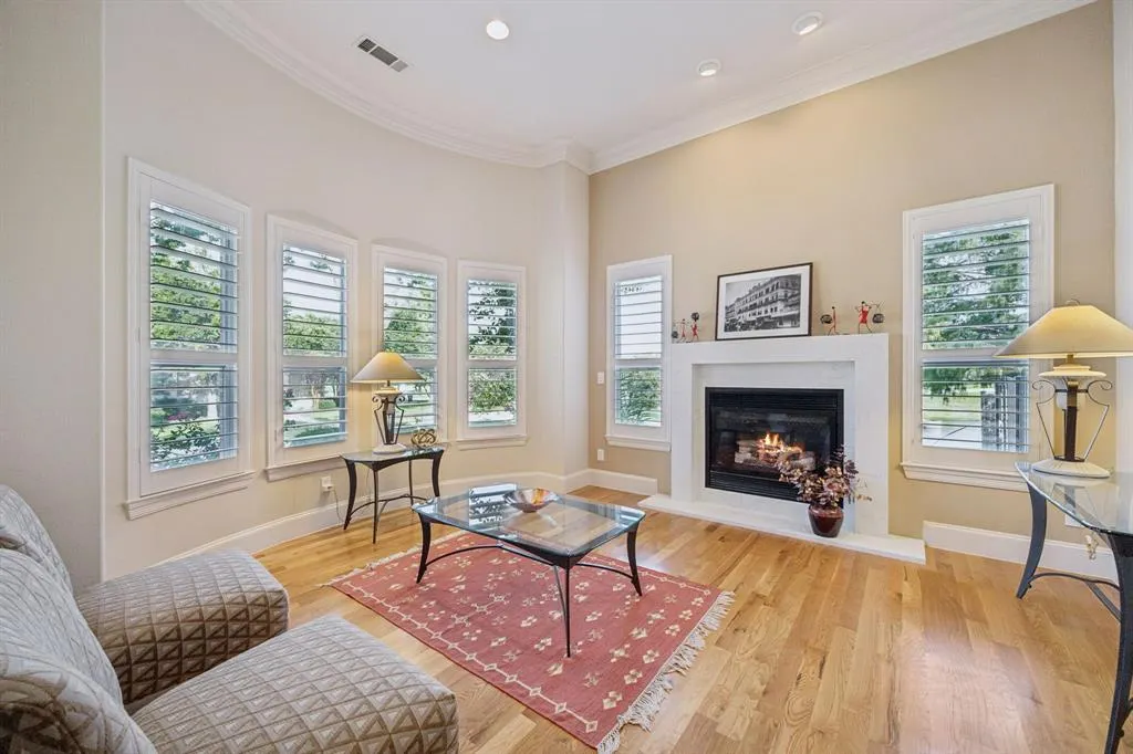 1108 Waterfall Drive